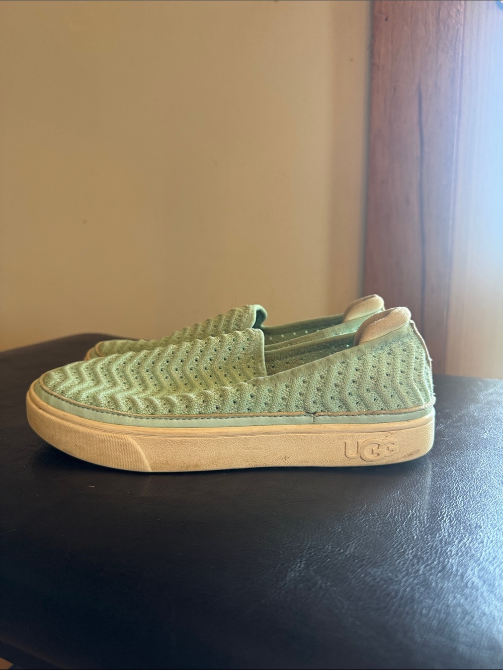 UGG Kids Slip-